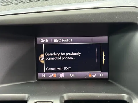 VOLVO XC60 D4 [181] R DESIGN Lux 5dr