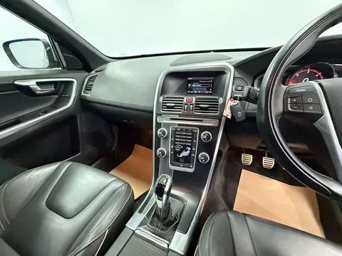 VOLVO XC60 D4 [181] R DESIGN Lux 5dr