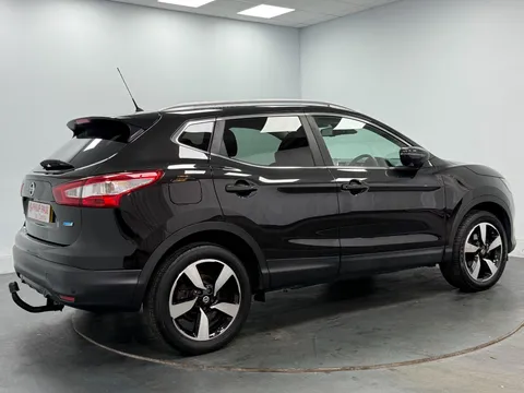 NISSAN QASHQAI 1.5 dCi N-Connecta 5dr