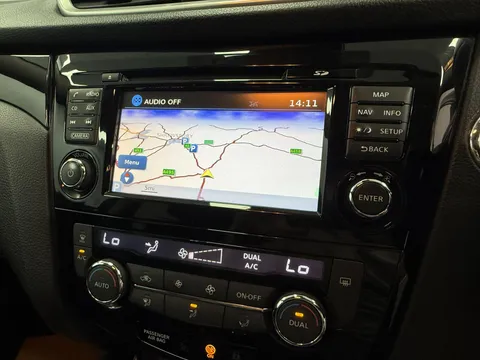 NISSAN QASHQAI 1.5 dCi N-Connecta 5dr