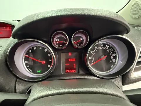 VAUXHALL MOKKA 1.6i Exclusiv 5dr