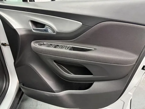 VAUXHALL MOKKA 1.6i Exclusiv 5dr