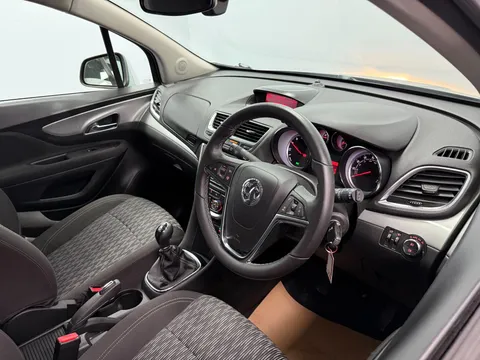 VAUXHALL MOKKA 1.6i Exclusiv 5dr