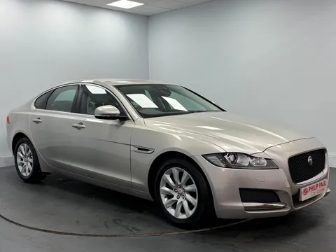 JAGUAR XF 2.0d Prestige 4dr Auto
