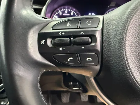 KIA STONIC 1.0T GDi Maxx 5dr