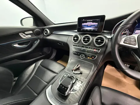MERCEDES-BENZ C CLASS C250d AMG Line Premium 4dr Auto