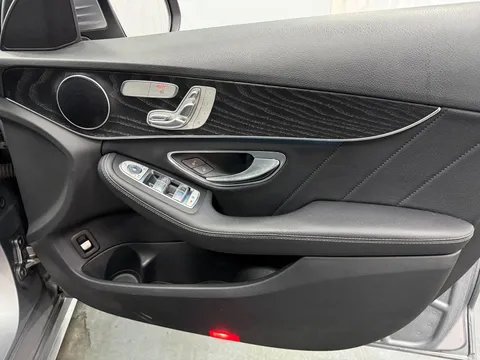 MERCEDES-BENZ C CLASS C250d AMG Line Premium 4dr Auto