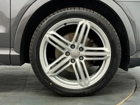AUDI Q3 2.0 TDI [184] Quattro S Line 5dr
