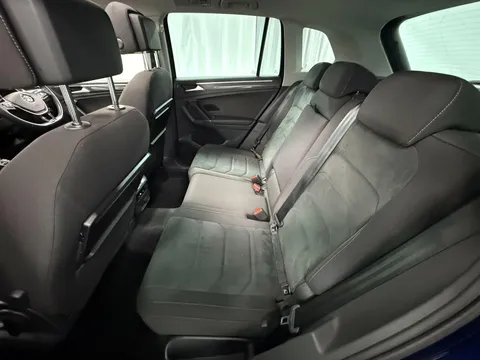 VOLKSWAGEN TIGUAN 2.0 TDi 150 SEL 5dr