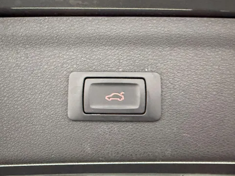 AUDI Q3 2.0 TDI [184] Quattro S Line 5dr