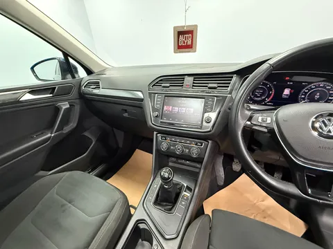 VOLKSWAGEN TIGUAN 2.0 TDi 150 SEL 5dr
