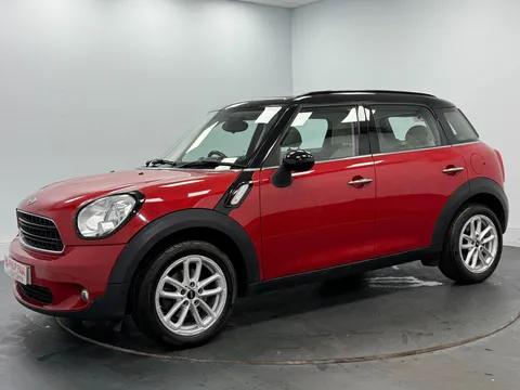MINI COUNTRYMAN 1.6 Cooper 5dr Auto