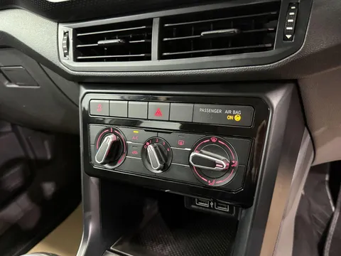 VOLKSWAGEN T-CROSS 1.6 TDI SE 5dr