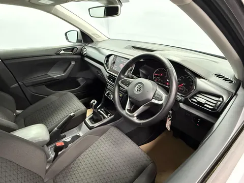 VOLKSWAGEN T-CROSS 1.6 TDI SE 5dr