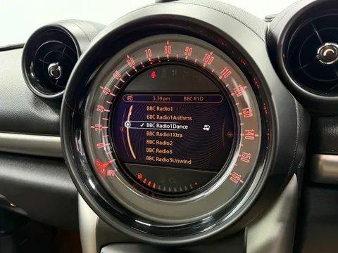 MINI COUNTRYMAN 1.6 Cooper 5dr Auto