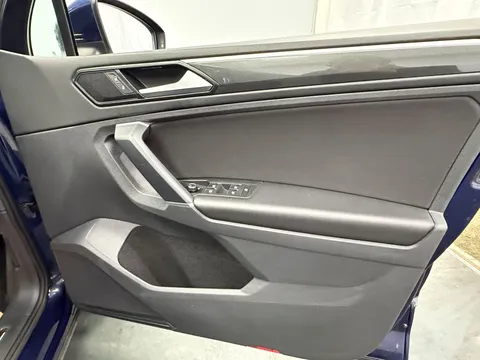 VOLKSWAGEN TIGUAN 2.0 TDi 150 SEL 5dr