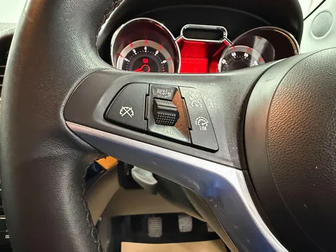 VAUXHALL ADAM 1.2i Jam 3dr