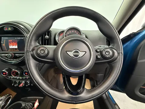 MINI COUNTRYMAN 2.0 Cooper D ALL4 5dr Auto