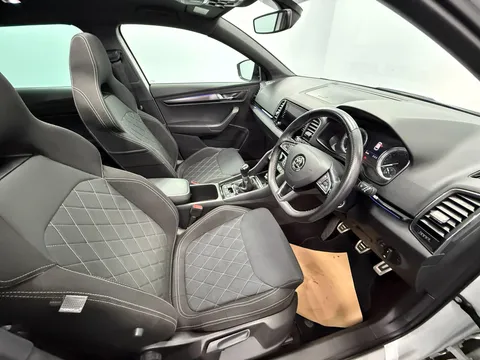 SKODA KAROQ 2.0 TDI Sport Line 4x4 5dr