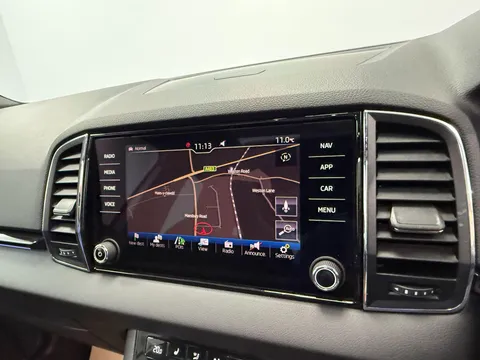 SKODA KAROQ 2.0 TDI Sport Line 4x4 5dr