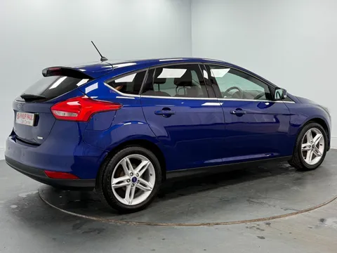 FORD FOCUS 1.0 EcoBoost Zetec Edition 5dr