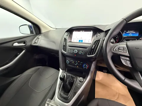 FORD FOCUS 1.0 EcoBoost Zetec Edition 5dr