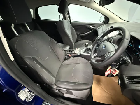 FORD FOCUS 1.0 EcoBoost Zetec Edition 5dr