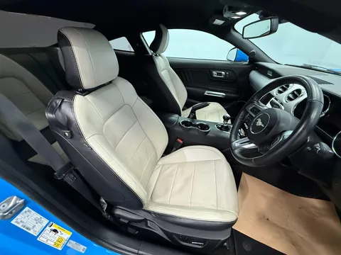 FORD MUSTANG 5.0 V8 GT 2dr
