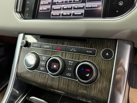 LAND ROVER RANGE ROVER SPORT 3.0 SDV6 [306] HSE 5dr Auto