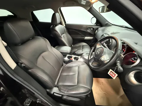 NISSAN JUKE 1.6 Tekna 5dr CVT