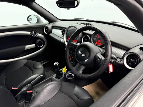 MINI COUPE 1.6 Cooper 3dr