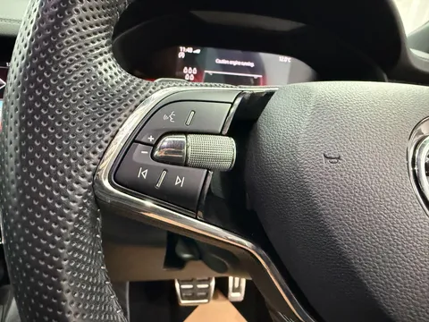 SKODA KODIAQ 1.5 TSI Sport Line 5dr DSG [7 Seat]