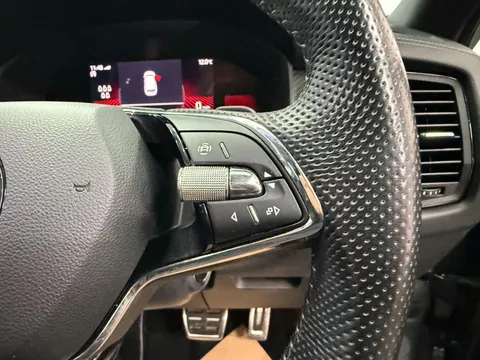 SKODA KODIAQ 1.5 TSI Sport Line 5dr DSG [7 Seat]