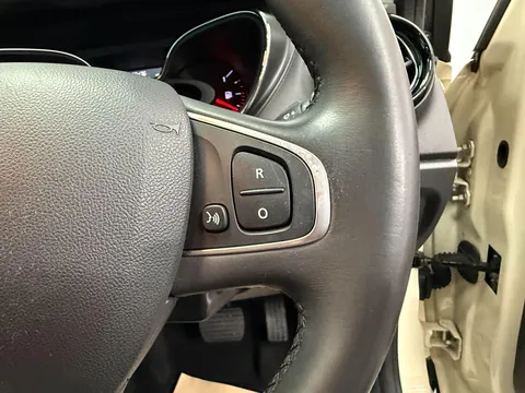RENAULT CAPTUR 1.5 dCi 90 Dynamique Nav 5dr Auto
