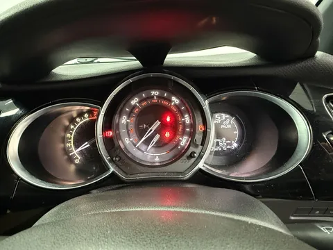 DS DS 3 1.2 PureTech 110 DStyle Nav 3dr