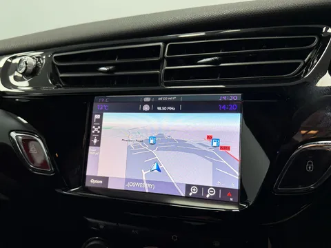 DS DS 3 1.2 PureTech 110 DStyle Nav 3dr