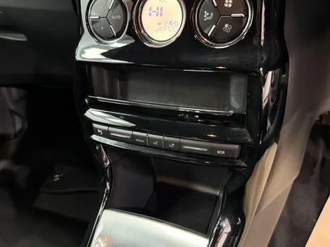 DS DS 3 1.2 PureTech 110 DStyle Nav 3dr