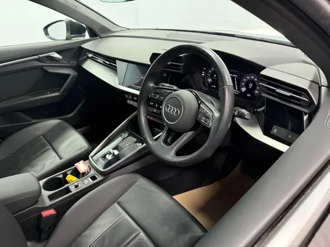 AUDI A3 40 TFSI e Sport 5dr S Tronic