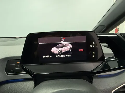 VOLKSWAGEN ID.3 107KW Life Pro 58kWh 5dr Auto