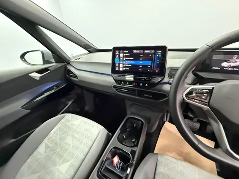 VOLKSWAGEN ID.3 107KW Life Pro 58kWh 5dr Auto