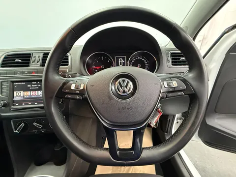 VOLKSWAGEN POLO 1.4 TDI SE 5dr