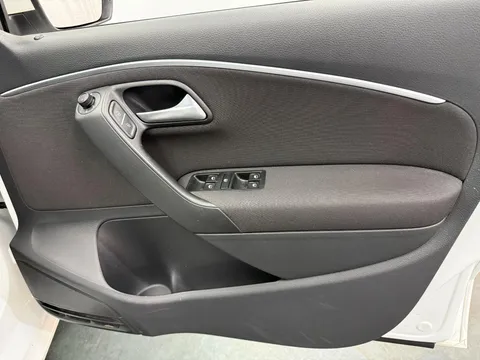 VOLKSWAGEN POLO 1.4 TDI SE 5dr