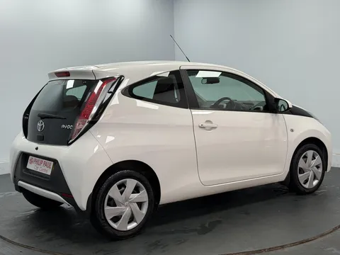 TOYOTA AYGO 1.0 VVT-i X-Play TSS 3dr