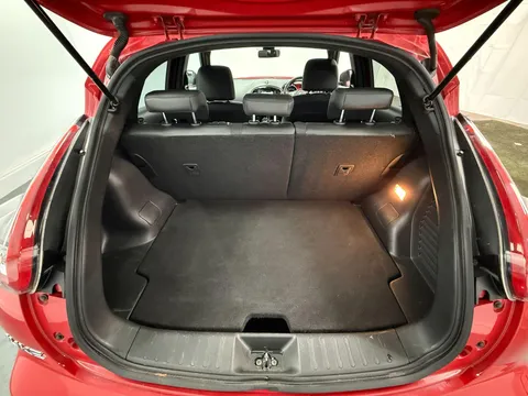 NISSAN JUKE 1.2 DiG-T N-Connecta 5dr