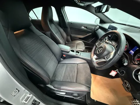 MERCEDES-BENZ A CLASS A200d AMG Line 5dr Auto