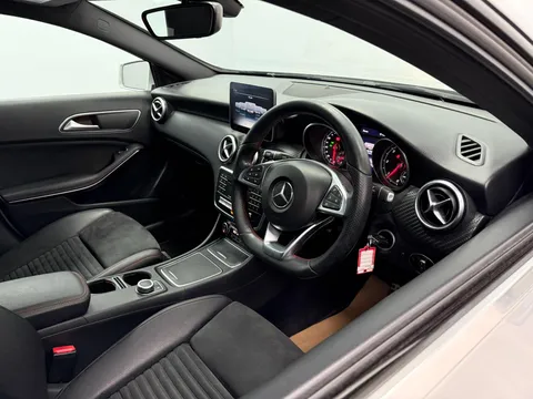 MERCEDES-BENZ A CLASS A200d AMG Line 5dr Auto
