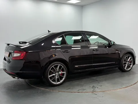 SKODA OCTAVIA 2.0 TSI 245 vRS 5dr DSG