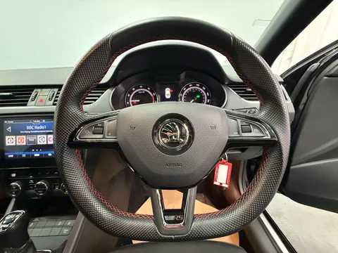 SKODA OCTAVIA 2.0 TSI 245 vRS 5dr DSG