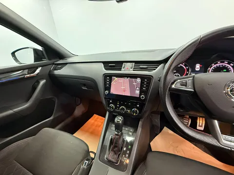 SKODA OCTAVIA 2.0 TSI 245 vRS 5dr DSG