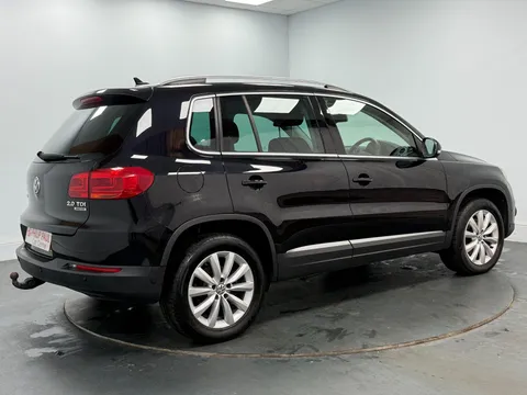 VOLKSWAGEN TIGUAN 2.0 TDi BlueMotion Tech Match 5dr